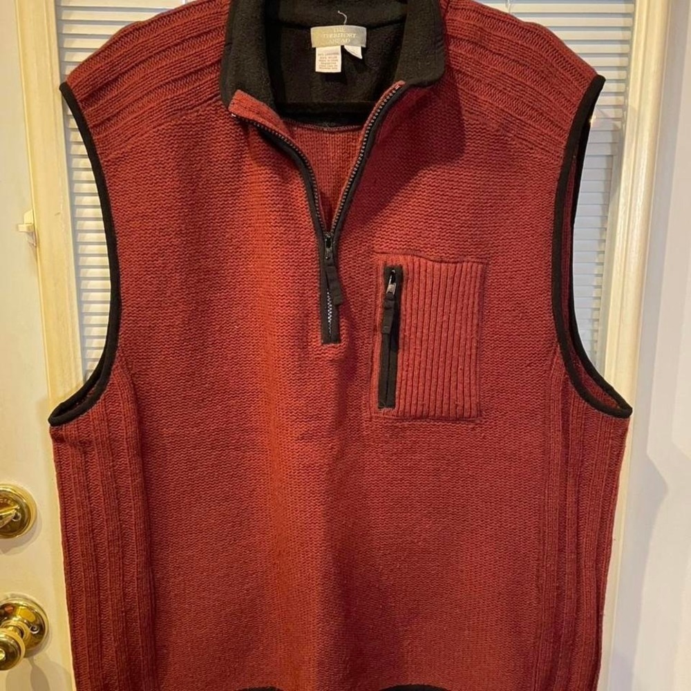 The Territory Ahead Mens XL Lambswool Blend 1/4 Zip Sweater Vest Rust Red Fleece